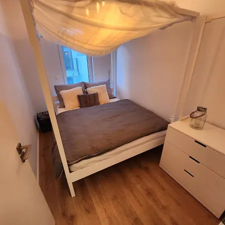 Διαμέρισμα Mickey Old Town *